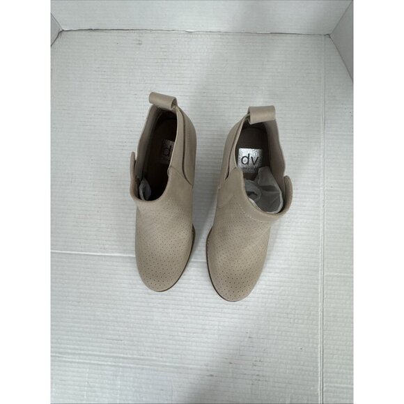 DV by Dolce Vita Gerdy Bootie 7,5 M Beige NWOB 9341 - Picture 8 of 15